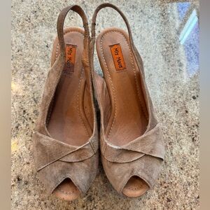 Miz Mooz platform pump